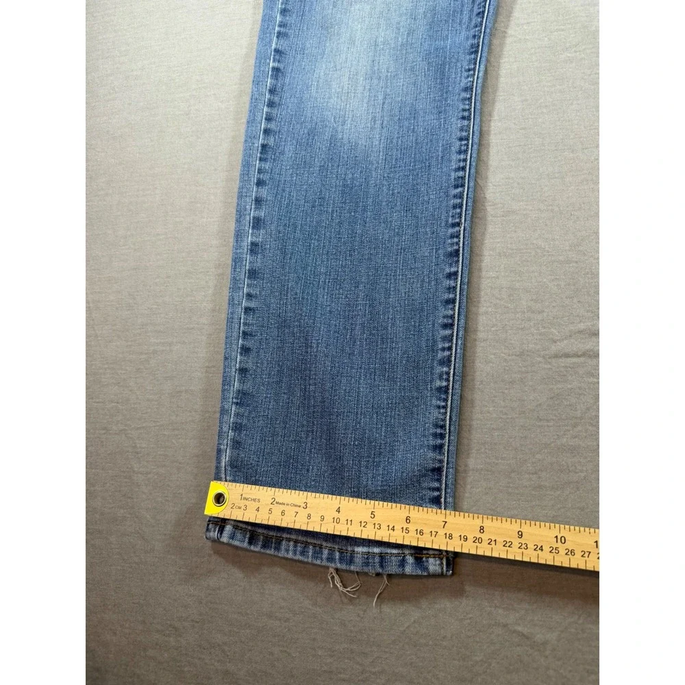Lucky Brand 221 Straight Jeans Mens 36x32 Blue Good Medium Wash Denim - Picture 3 of 9